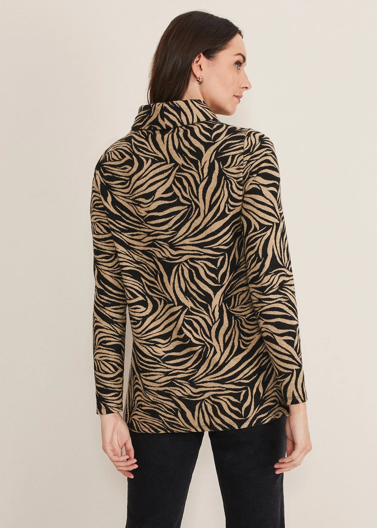 Nerissa Animal Print Snuggle 2 Nerissa Animal Print Snuggle – Bild 2