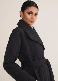 Nila Short Quilted Puffer -Bekleidung Verkaufsgeschäft 950706050 04 nila short quilted puffer