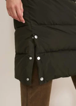 Rae Asymetric Puffer -Bekleidung Verkaufsgeschäft 950762693 06 rae asymetric puffer